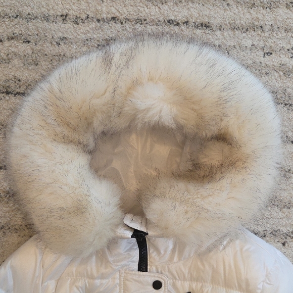 Michael Kors Ivory Puffer Jacket - Picture 4 of 6